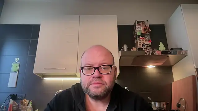 Snapshot of theitalianbear chatting on 03-07-26, 05:59 theitalianbear online show from 03-07-26, 05:59