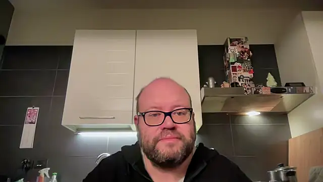 theitalianbear online show from 04-23-26, 03:19