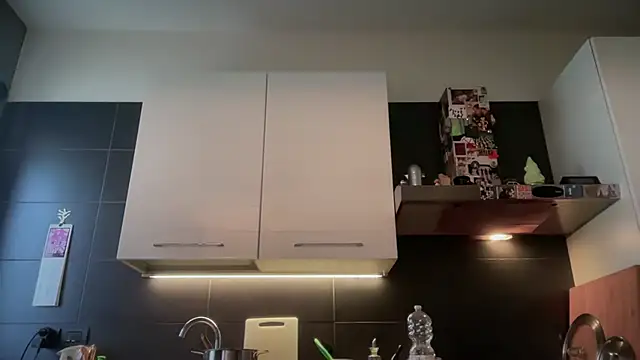 theitalianbear online show from 04-30-26, 07:58