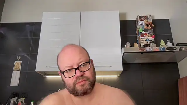 theitalianbear online show from 06-15-26, 07:54