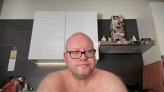 theitalianbear online show from 06-24-26, 06:45