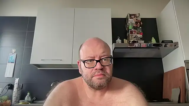 theitalianbear online show from 07-06-26, 05:26