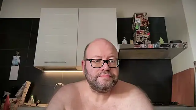 theitalianbear online show from 07-14-26, 05:56