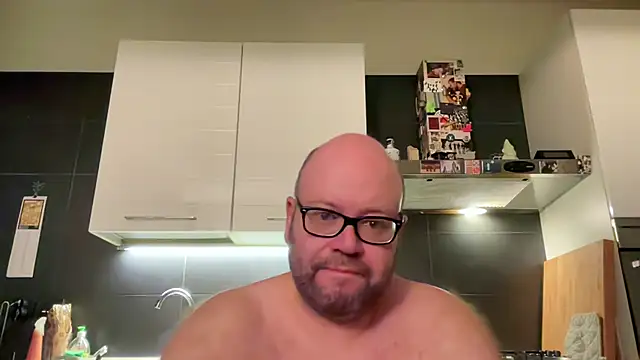 theitalianbear online show from 08-02-26, 03:27