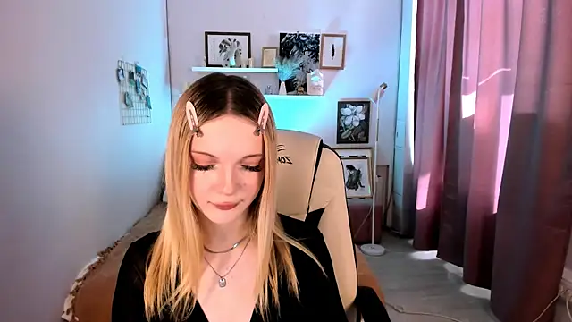 Michele bright online show from 07-30-26, 08:35