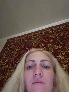 Kiska Dreis online show from 08-06-26, 08:11