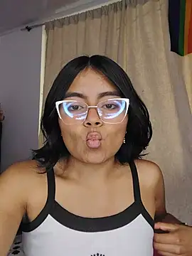 Snapshot of MoonVanesa chatting on 08-02-26, 04:05 MoonVanesa online show from 08-02-26, 04:05