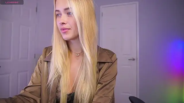 DanikaDillan online show from 01-14-25, 12:54