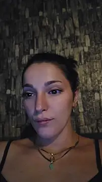 Leila kisses online show from 08-01-26, 06:56