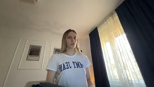 CherryRoseLove  online show from 08-04-26, 01:03