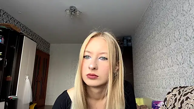 LynneVanbebber online show from 08-04-26, 08:17