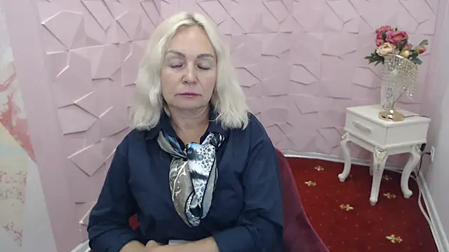 Jinna luvv online show from 08-05-26, 10:40