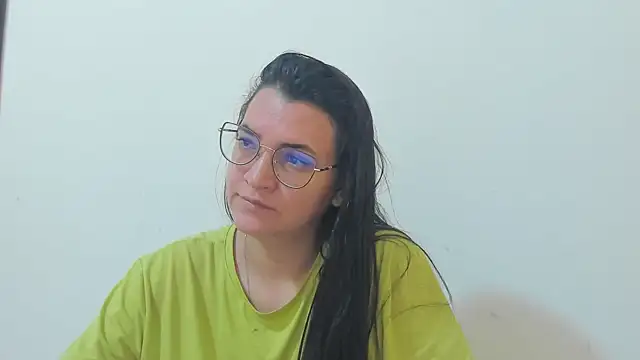 MARILYN GARCIA online show from 12-01-25, 03:39