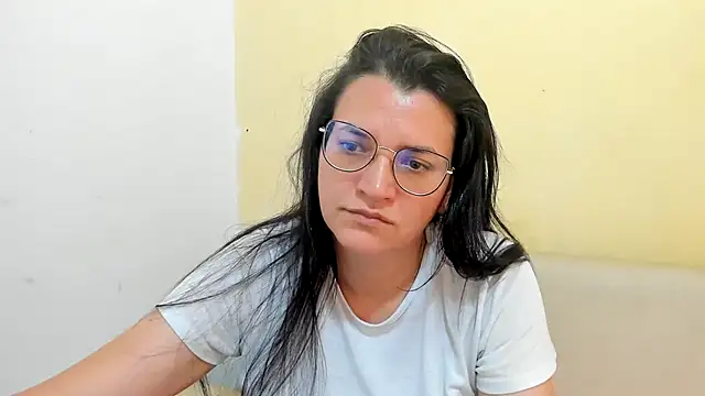 MARILYN GARCIA online show from 04-29-26, 04:00