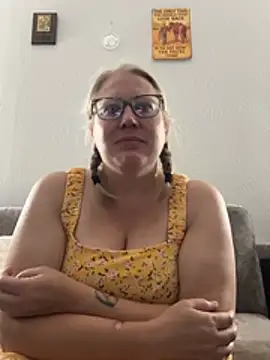 princess1688 online show from 08-06-26, 04:14