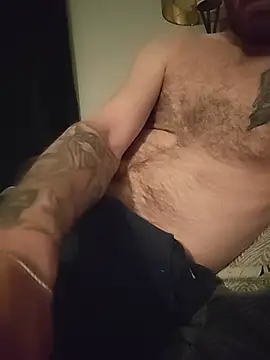 Bearded Daddy321 online show from 08-09-26, 11:42