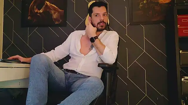 ChrisKox online show from 02-07-25, 10:09