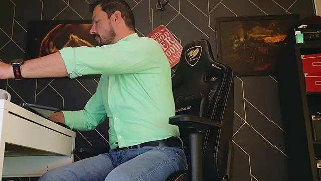 ChrisKox online show from 03-22-25, 09:31