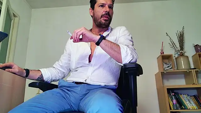 ChrisKox online show from 04-29-26, 06:25