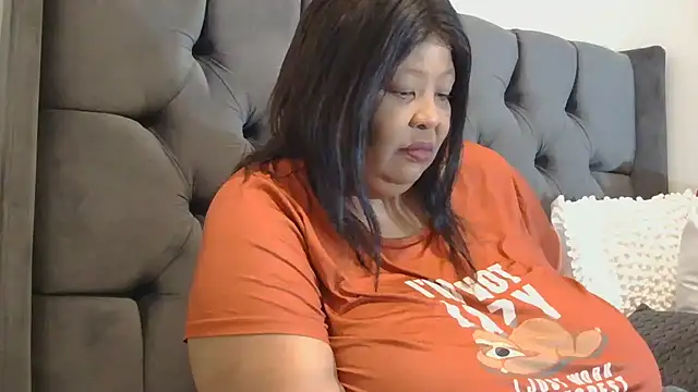 nancy111 online show from 09-30-25, 01:43