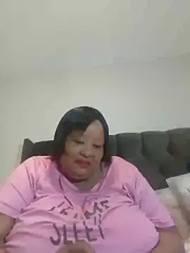Snapshot of nancy111 chatting on 05-12-26, 02:30 nancy111 online show from 05-12-26, 02:30