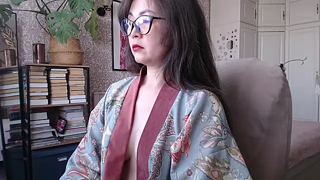 Koreanowner online show from 05-23-26, 10:19