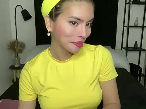 Snapshot of your_bianca69 chatting on 09-16-25, 12:11 your bianca69 online show from 09-16-25, 12:11