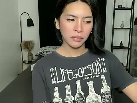 Snapshot of your_bianca69 chatting on 11-02-25, 02:58 your bianca69 online show from 11-02-25, 02:58