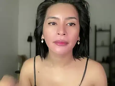 Snapshot of your_bianca69 chatting on 11-22-25, 12:42 your bianca69 online show from 11-22-25, 12:42