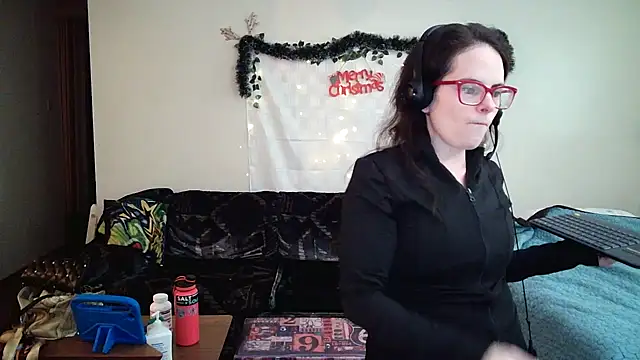 Snapshot of JessaBella chatting on 11-27-25, 04:42 JessaBella online show from 11-27-25, 04:42