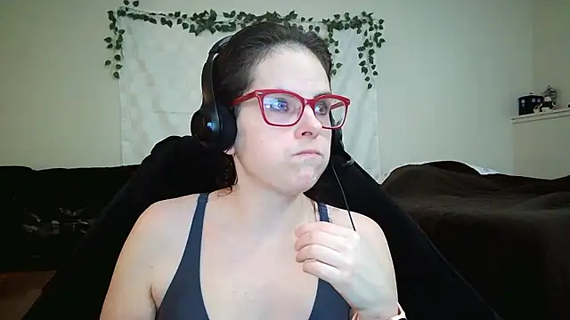 Snapshot of JessaBella chatting on 01-09-26, 03:15 JessaBella online show from 01-09-26, 03:15