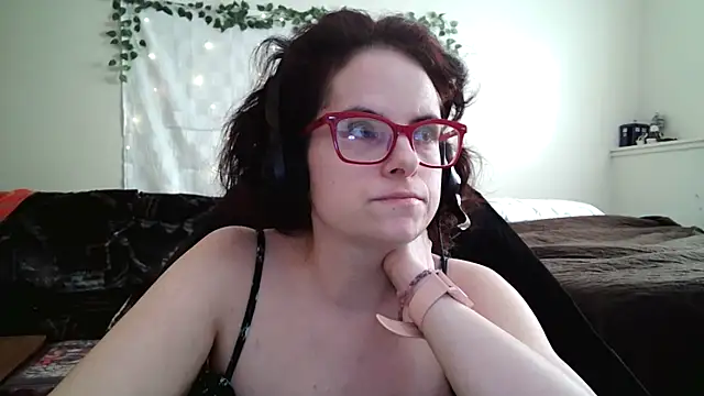 Snapshot of JessaBella chatting on 02-27-26, 03:56 JessaBella online show from 02-27-26, 03:56