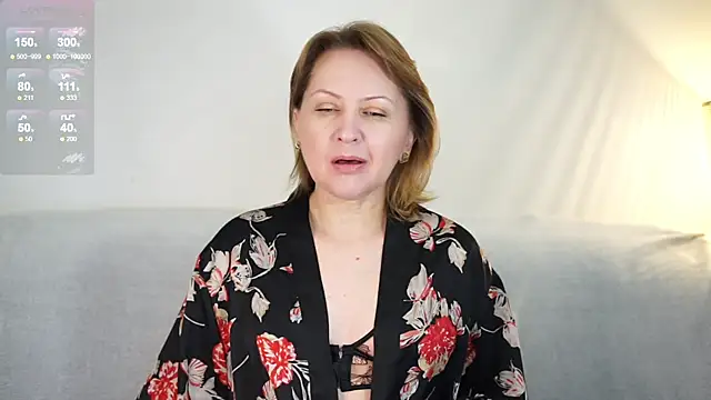 Snapshot of LitleSun chatting on 02-23-25, 10:49 LitleSun online show from 02-23-25, 10:49