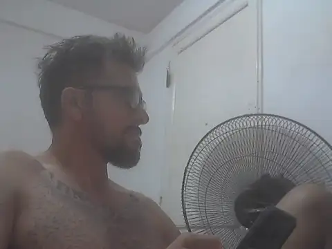 Snapshot of el_principe_hot chatting on 11-04-25, 01:27 el principe hot online show from 11-04-25, 01:27