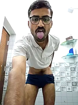 Snapshot of krishna8035 chatting on 09-29-25, 04:28 krishna8035 online show from 09-29-25, 04:28