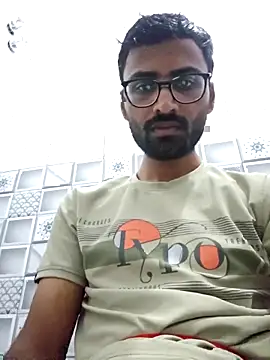 Snapshot of krishna8035 chatting on 10-04-25, 05:16 krishna8035 online show from 10-04-25, 05:16