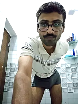 Snapshot of krishna8035 chatting on 10-24-25, 05:20 krishna8035 online show from 10-24-25, 05:20