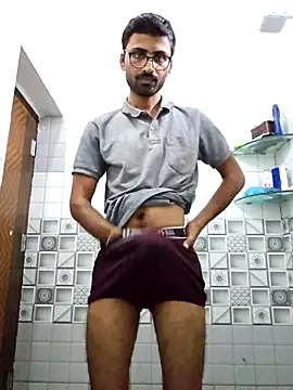 Snapshot of krishna8035 chatting on 10-26-25, 04:29 krishna8035 online show from 10-26-25, 04:29