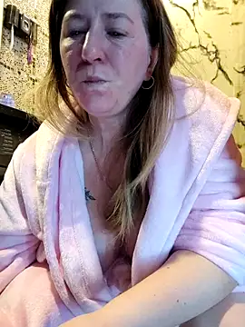 Snapshot of Natali_UA chatting on 02-17-25, 08:30 Natali UA online show from 02-17-25, 08:30