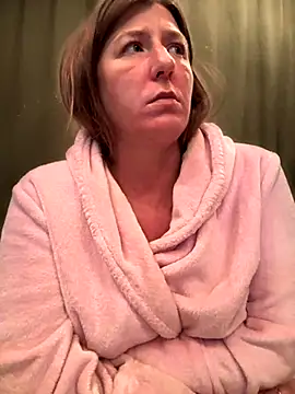 Snapshot of Natali_UA chatting on 10-09-25, 04:38 Natali UA online show from 10-09-25, 04:38