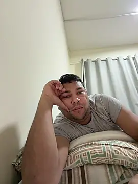 Snapshot of ArisingDarling chatting on 11-29-25, 01:41 ArisingDarling online show from 11-29-25, 01:41