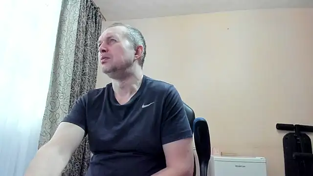 Snapshot of SanFrantsisko chatting on 05-11-26, 07:03 SanFrantsisko online show from 05-11-26, 07:03