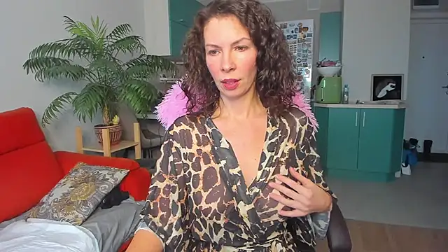 ChristinaGlory online show from 02-13-25, 06:20