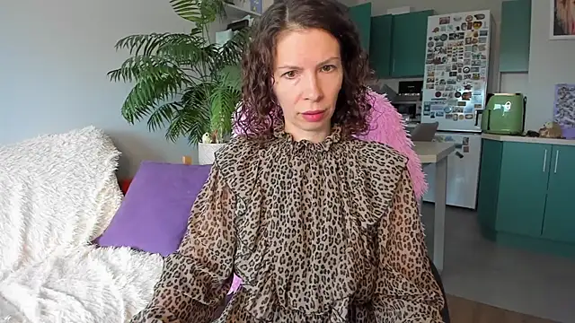 ChristinaGlory online show from 05-30-26, 08:33