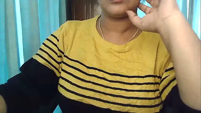 Snapshot of Spandana_Sweety chatting on 09-14-25, 06:45 Spandana Sweety online show from 09-14-25, 06:45