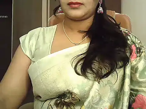 Snapshot of Spandana_Sweety chatting on 11-19-25, 06:13 Spandana Sweety online show from 11-19-25, 06:13