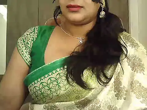 Snapshot of Spandana_Sweety chatting on 02-01-26, 06:34 Spandana Sweety online show from 02-01-26, 06:34