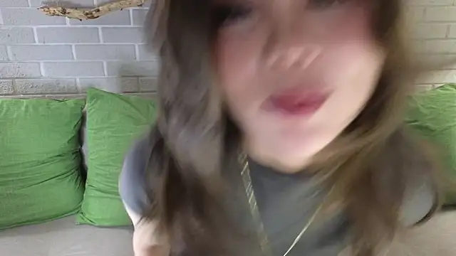 JuliaBeng online show from 05-16-26, 03:33