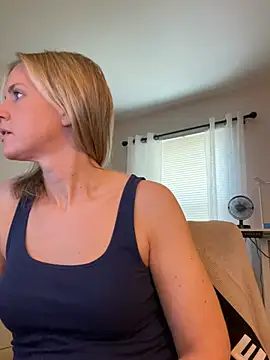 Kay Cakes online show from 07-08-26, 02:21