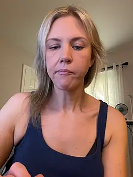 Kay Cakes online show from 07-15-26, 02:22